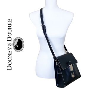 Dooney & Bourke Black Toiny crossbody bag